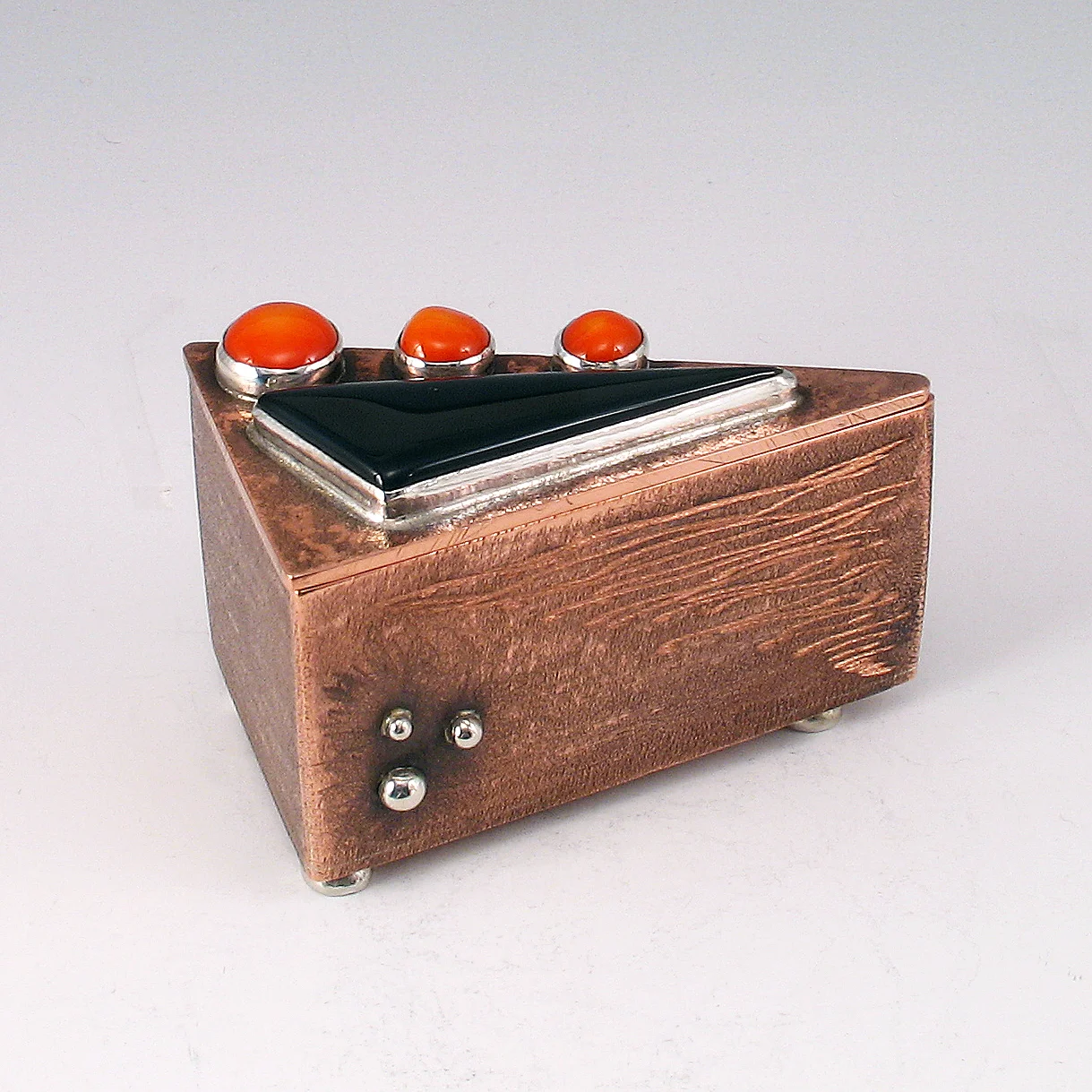 T2+2... Box