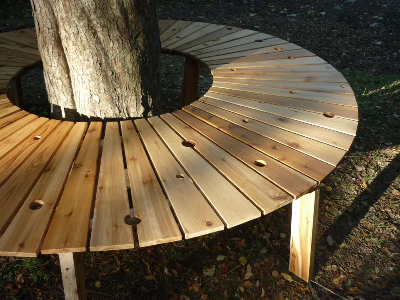 treebench_leafpile06.JPG