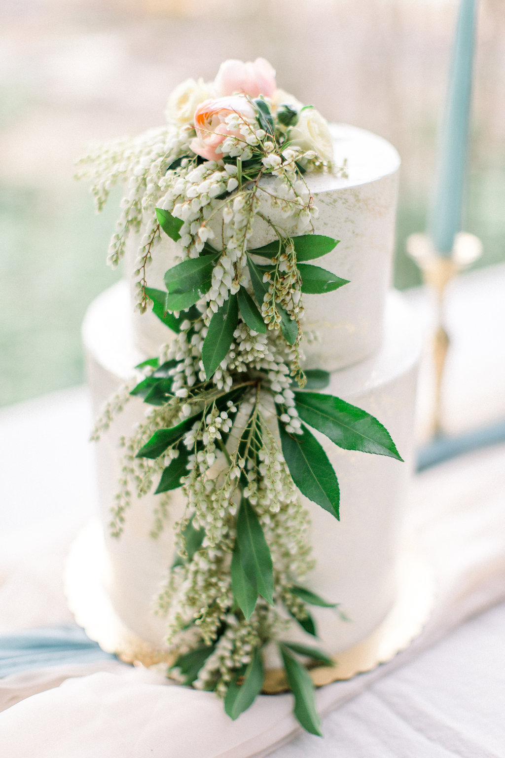 Spring wedding cake.