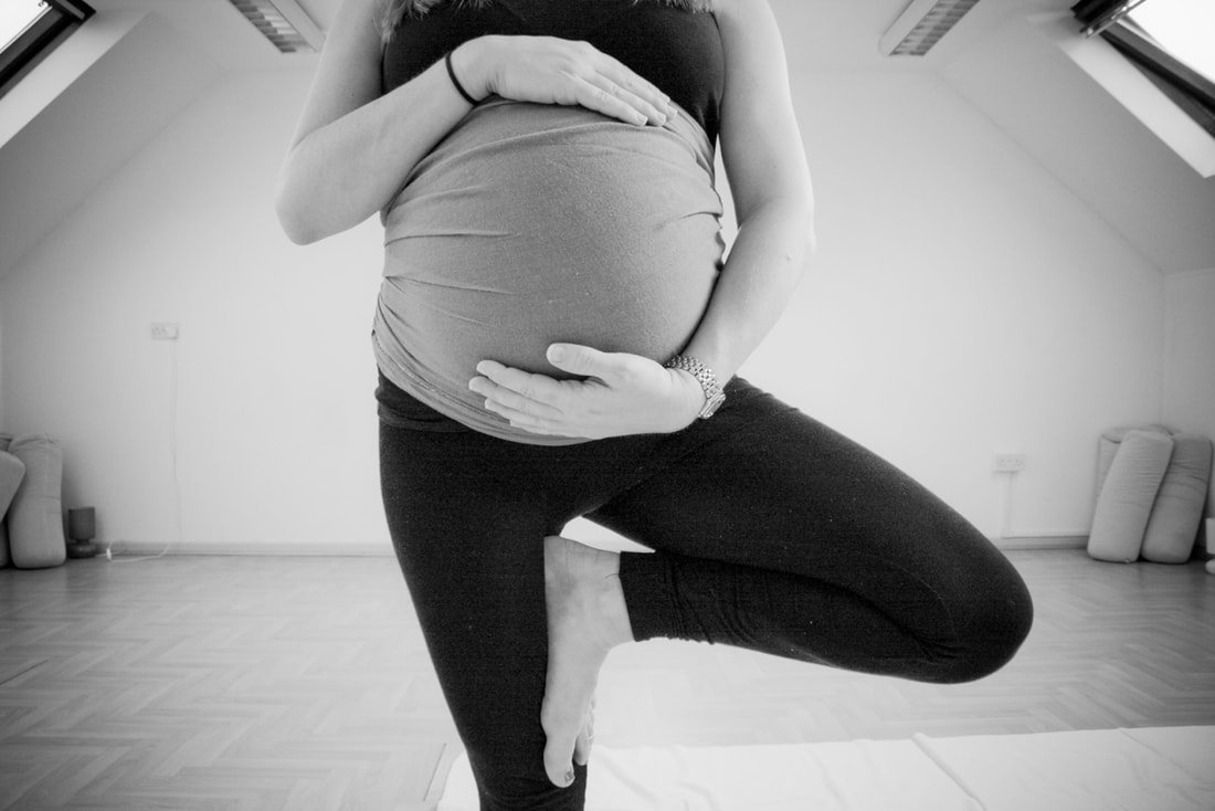 yogapregnantiilowres-2_orig.jpg