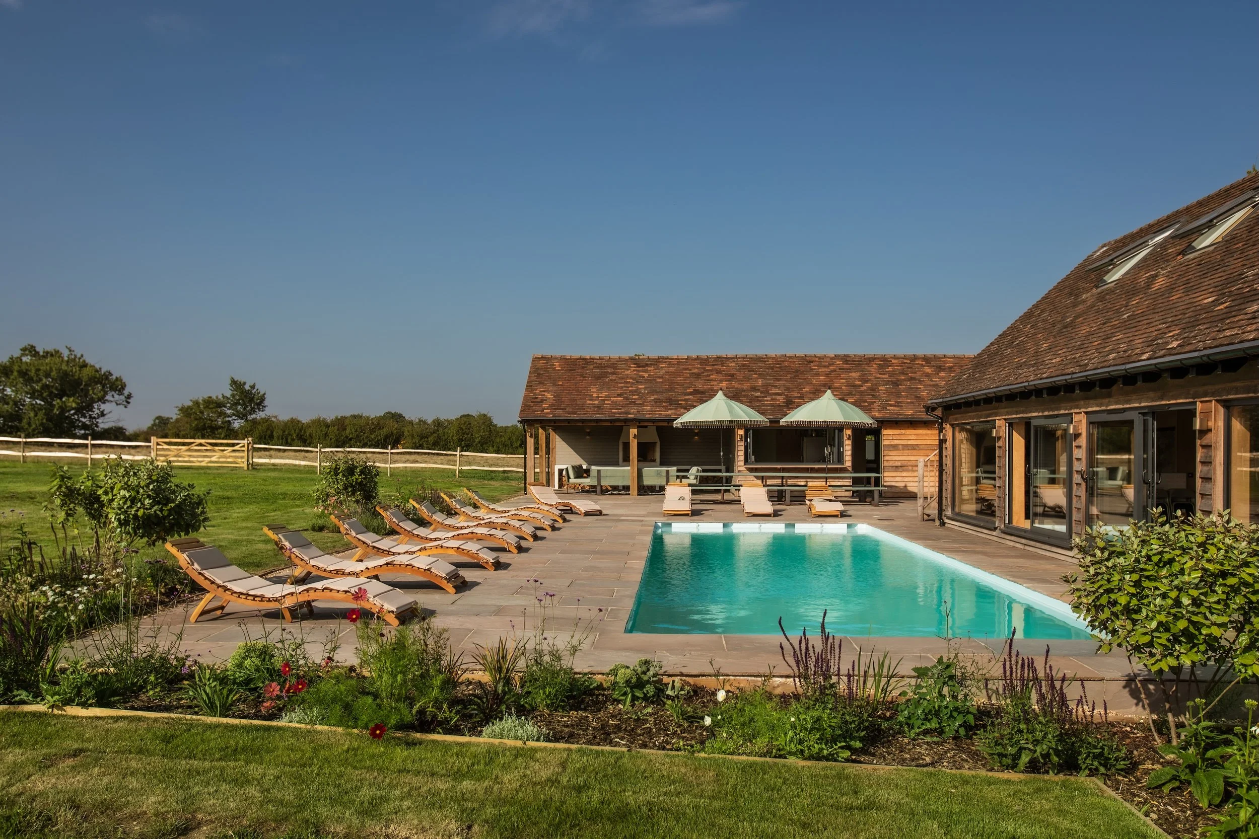 Kent Countryside Weekend Retreat w/ Katarina Rayburn & Food by Sophie Gordon