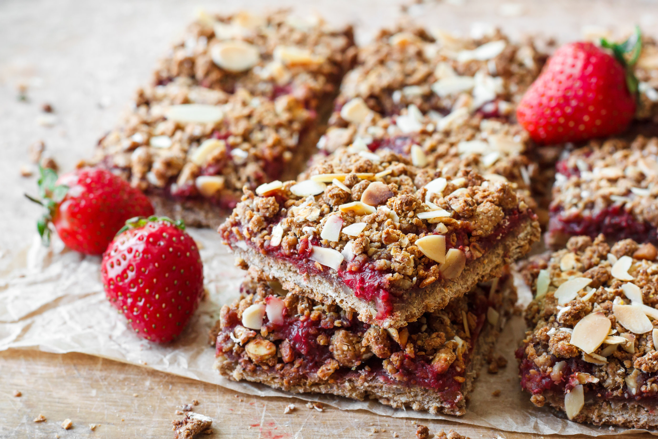 Berry & Banana Breakfast Bars