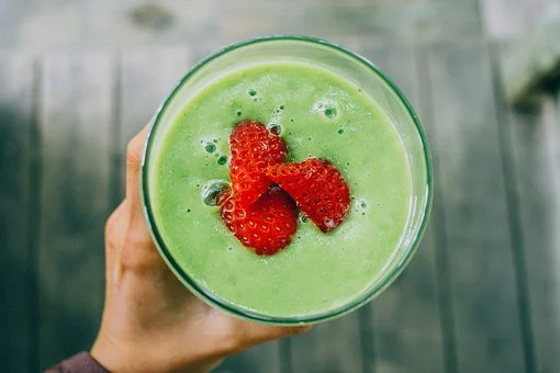 Pineapple Smoothie with a kick of kale