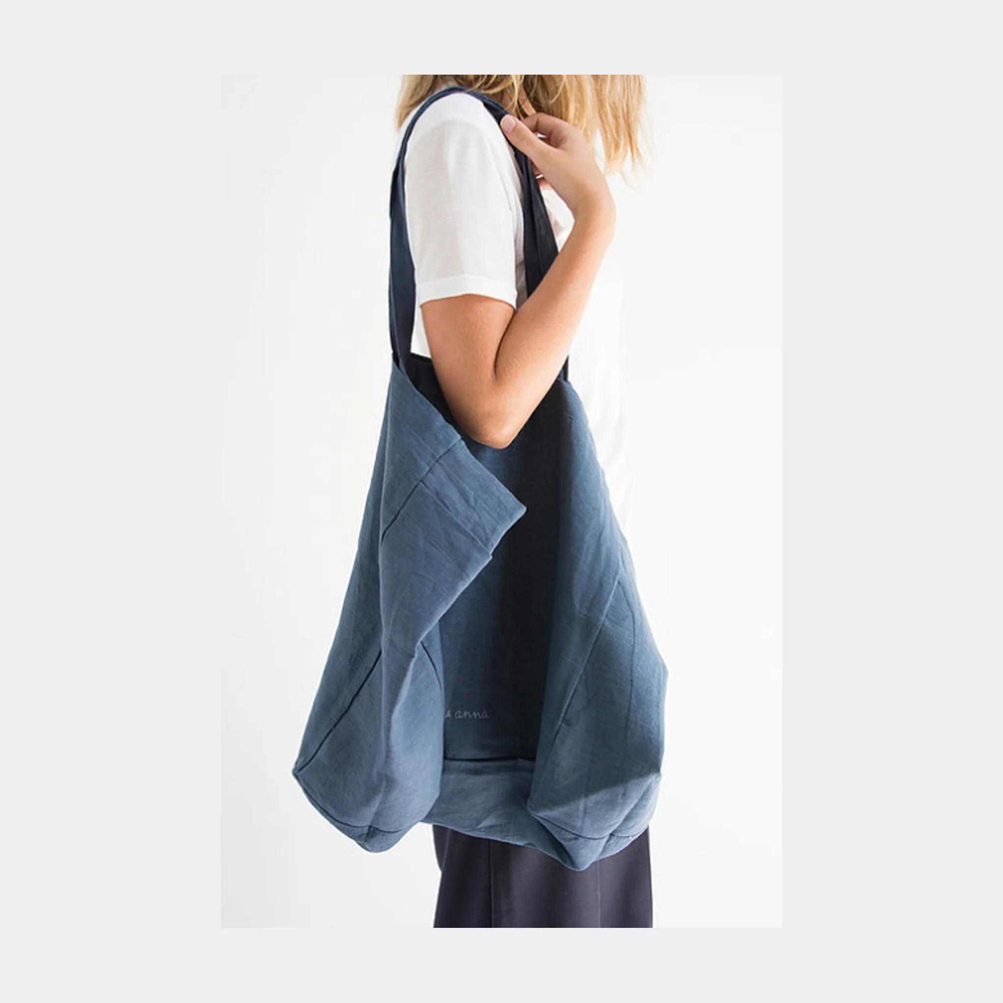 THM-Kyodaina big shopper-Blue3.jpg