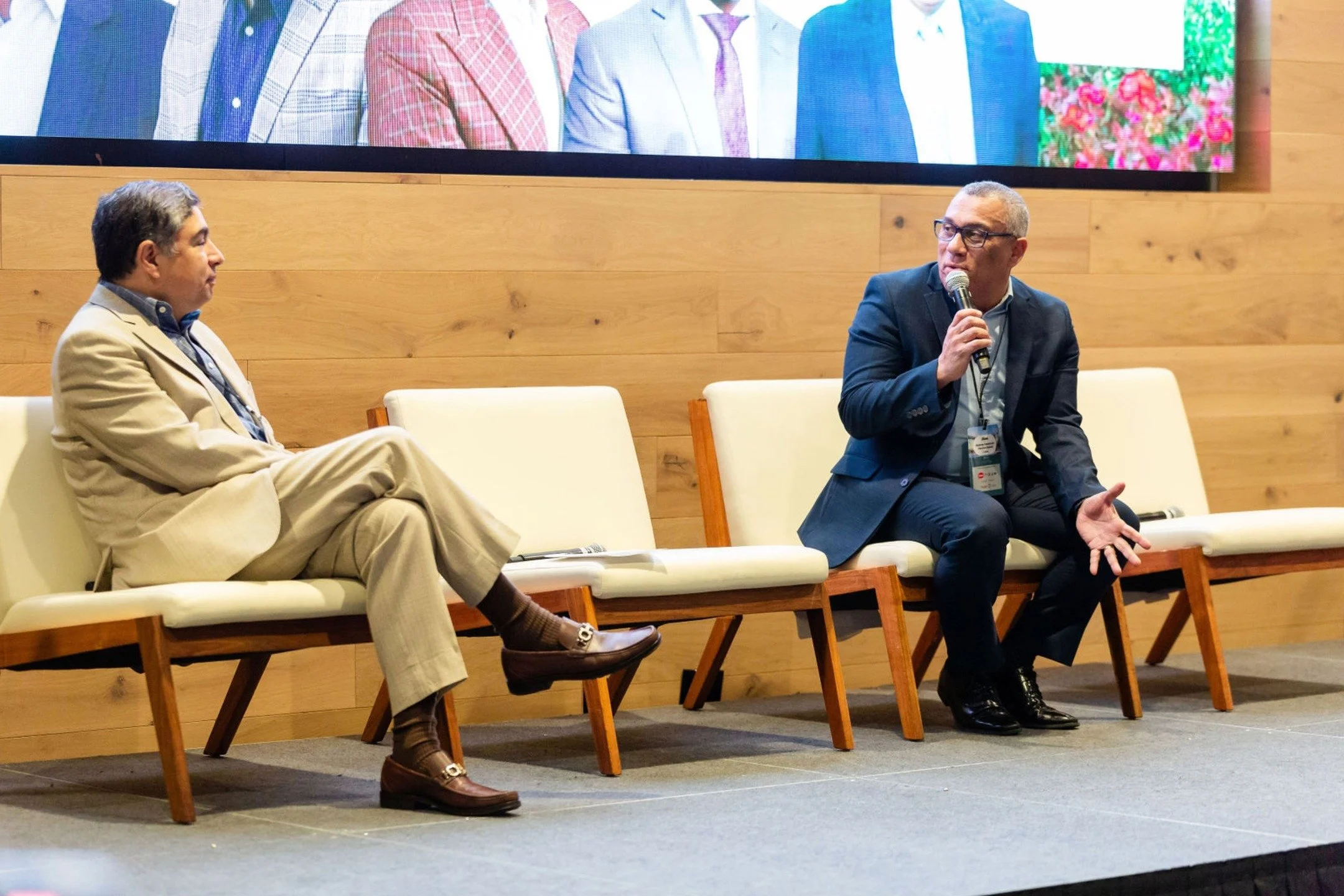 💡 What conversations will take place at the Business Owners &amp; Franchise Summit?
 
Industry leaders and entrepreneurs will share insights on the strategies, challenges, and opportunities behind building and scaling successful businesses.

Topics 