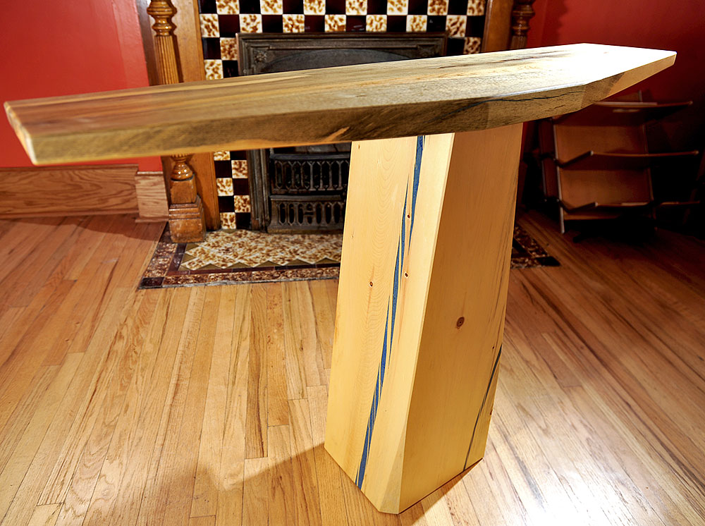 Winged Monoblock Console Table