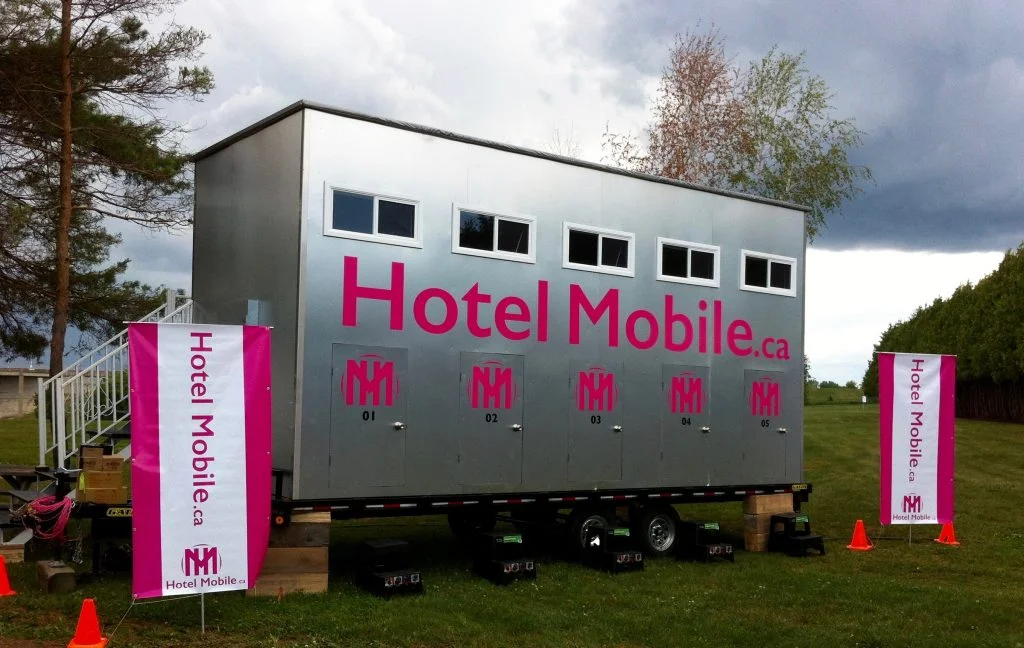 HotelMobile_PHOTO.jpg