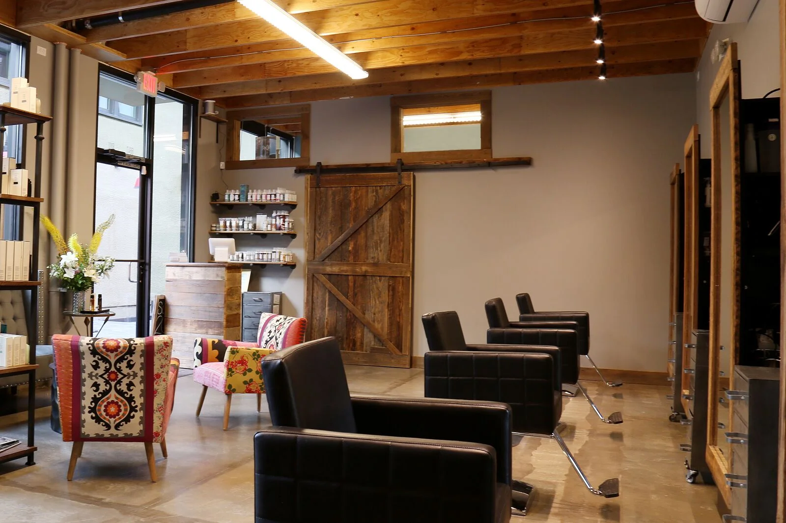 Salon Interior 1.jpeg