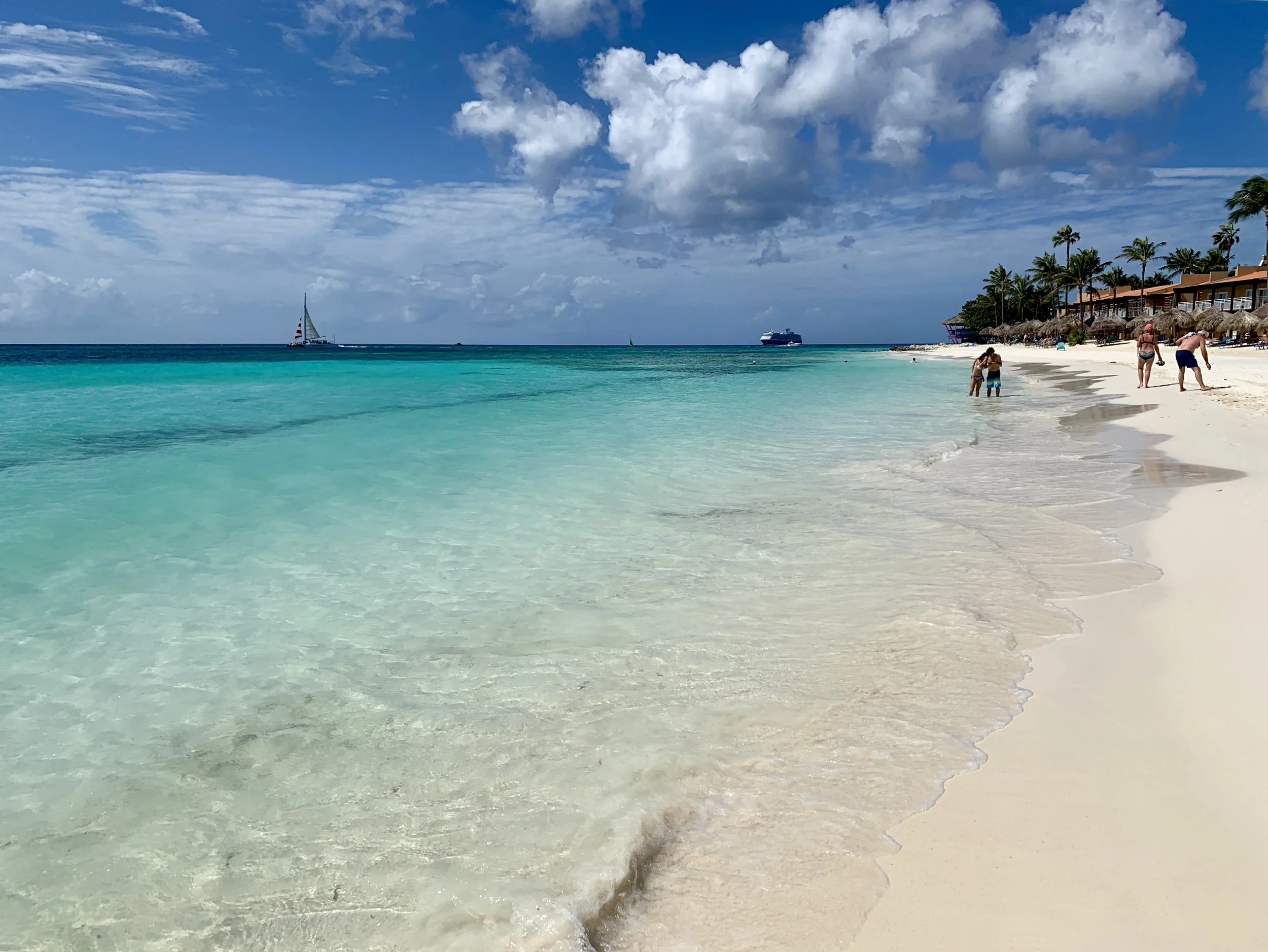 Aruba: wrecks, beaches and kites