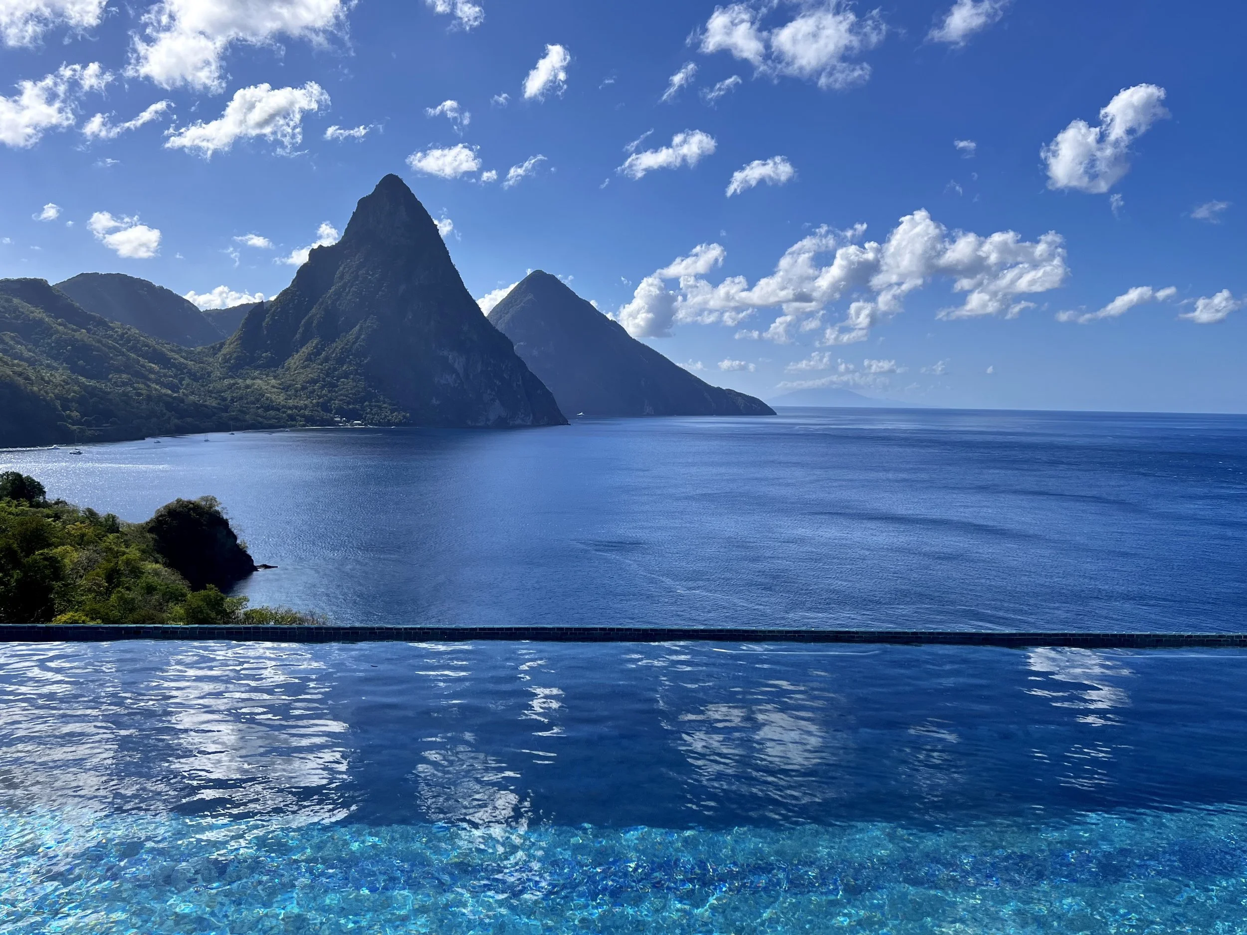 St Lucia: crystal waters, cocoa, and craters