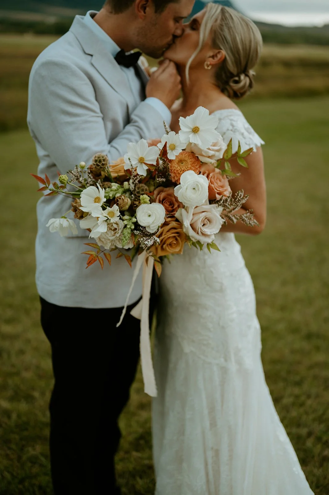 ELLI &amp; ZACH 