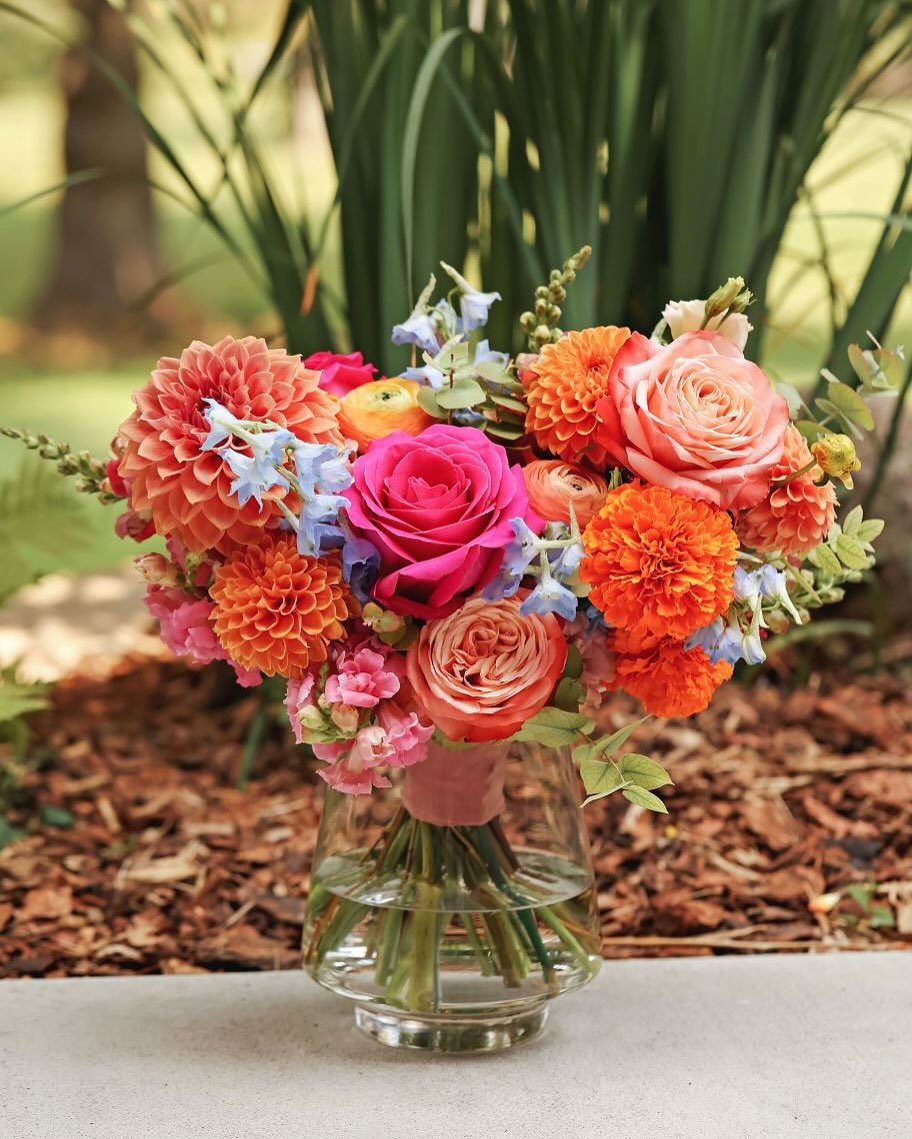 One of the most vibrant weddings; not only in color but in personality!  This gem from last season was such a delight. Set on the brides family property, this wedding had so much charm. It felt truly grounded in the couples desire to create a persona