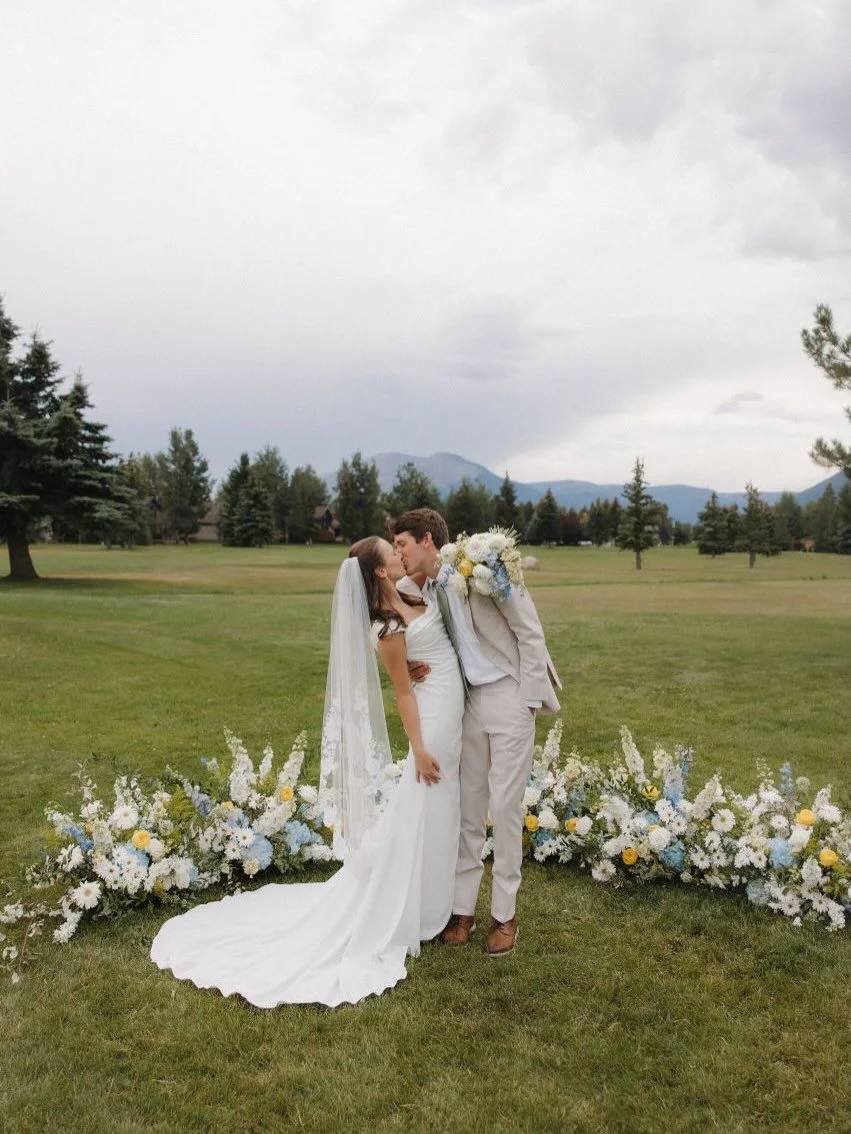 Just charming!  I loved the intimate setting of this one. A smaller party, intentional florals and all the subtle details one could ask for. Bridesmaids with single ingredient bouquets and a soft feminine color palette lent itself so nicely to the mo