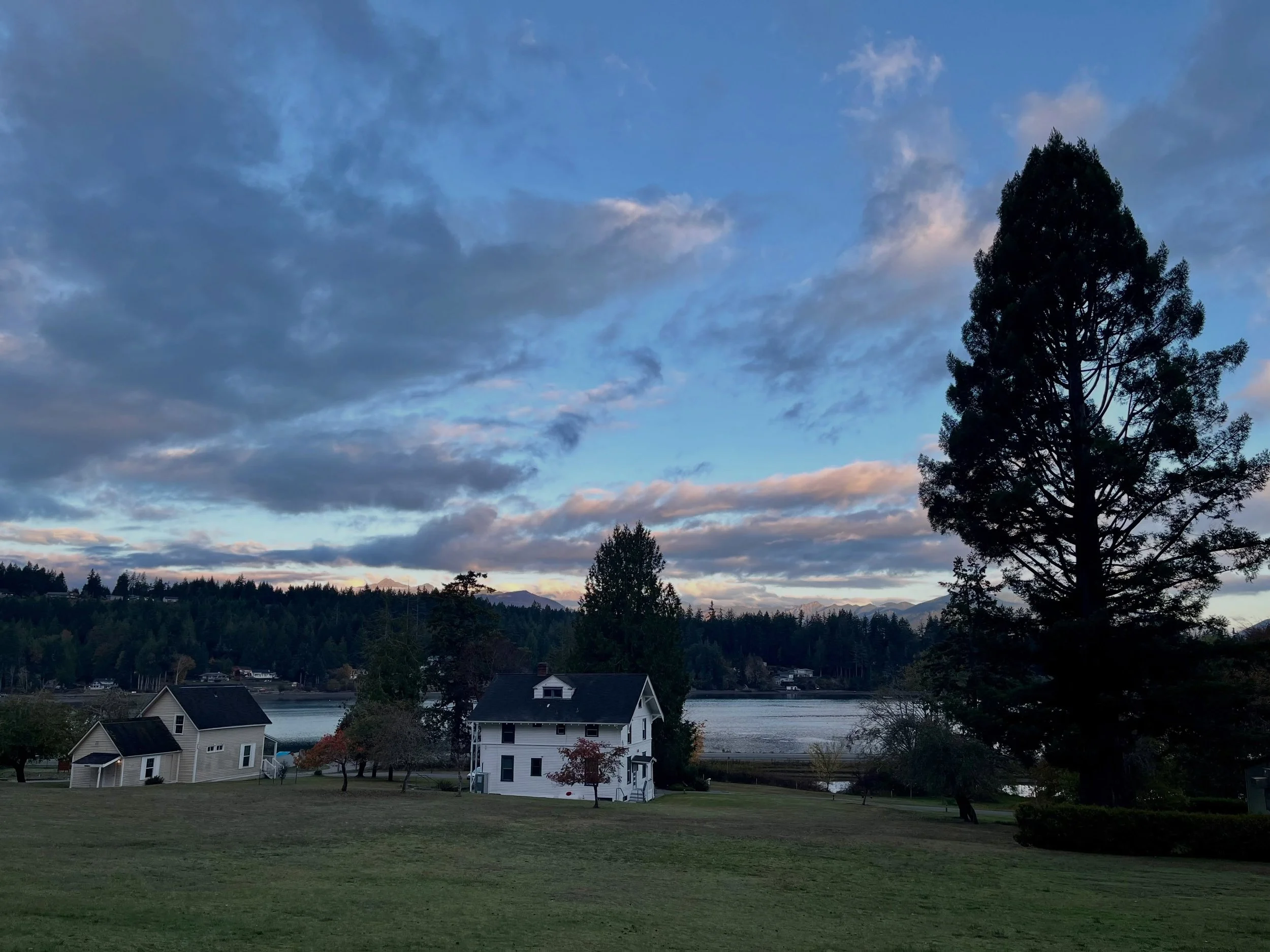 Having a great time at the 19th annual Seabeck Haiku Getaway in Seabeck, Washington on lovely Kitsap Peninsula. Fun to spend time with fellow haiku poets here, and to give a talk on my walking tour in Japan last fall in the footsteps of the 17th cent