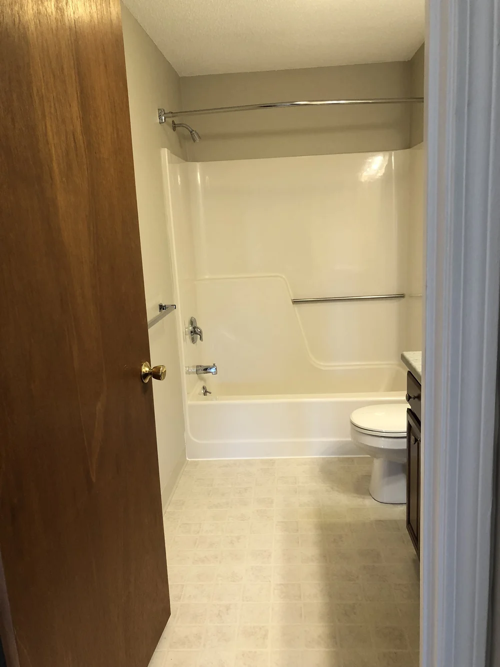 Parkwood — Parkwood & Park Place Apartments 681 Park Avenue \ Keene, NH