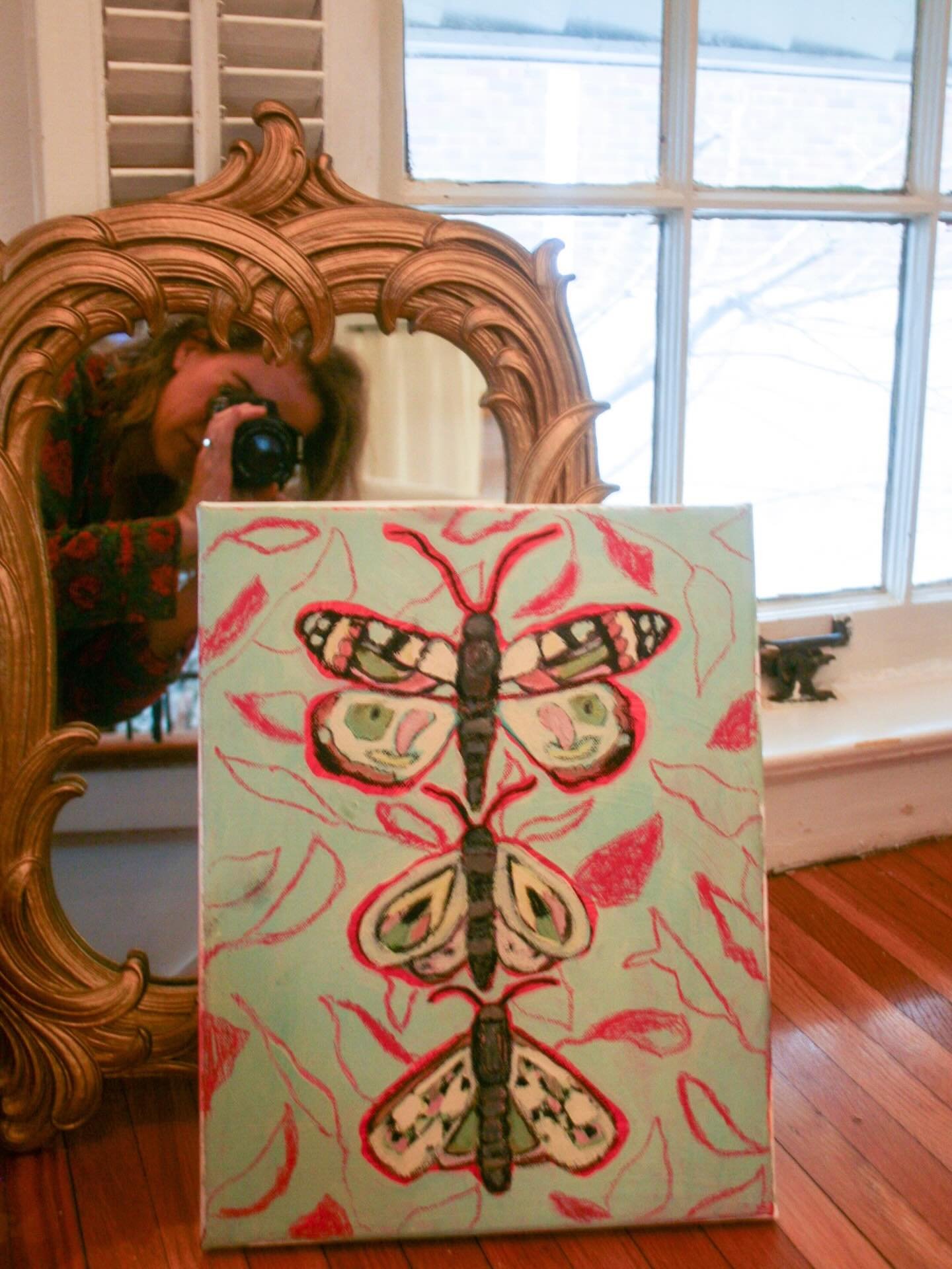 👋 Just 2️⃣ more days until the Spring collection is here!🐝🌸

Between the painting, cutting out garland, photographing, and updating the website, lots of love has gone into this collection!🖼️🖌️📸

I can&rsquo;t wait to see where these pieces end 