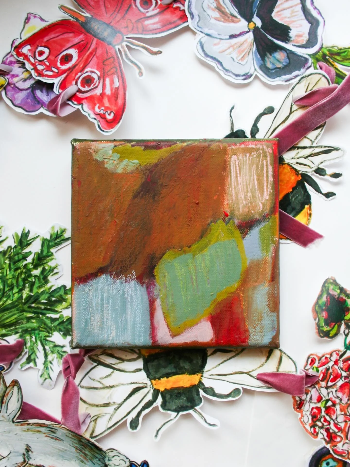 It may be raining, but Spring is coming! 🌧️ It&rsquo;s time to add C O L O R to your home!🌸🐝🏡 

Mini canvas, prints, garland, and more! 🛍️

The Spring Collection goes LIVE Monday Merch 16th! Or Shop early March 12th via your inbox! 📥 link in bi