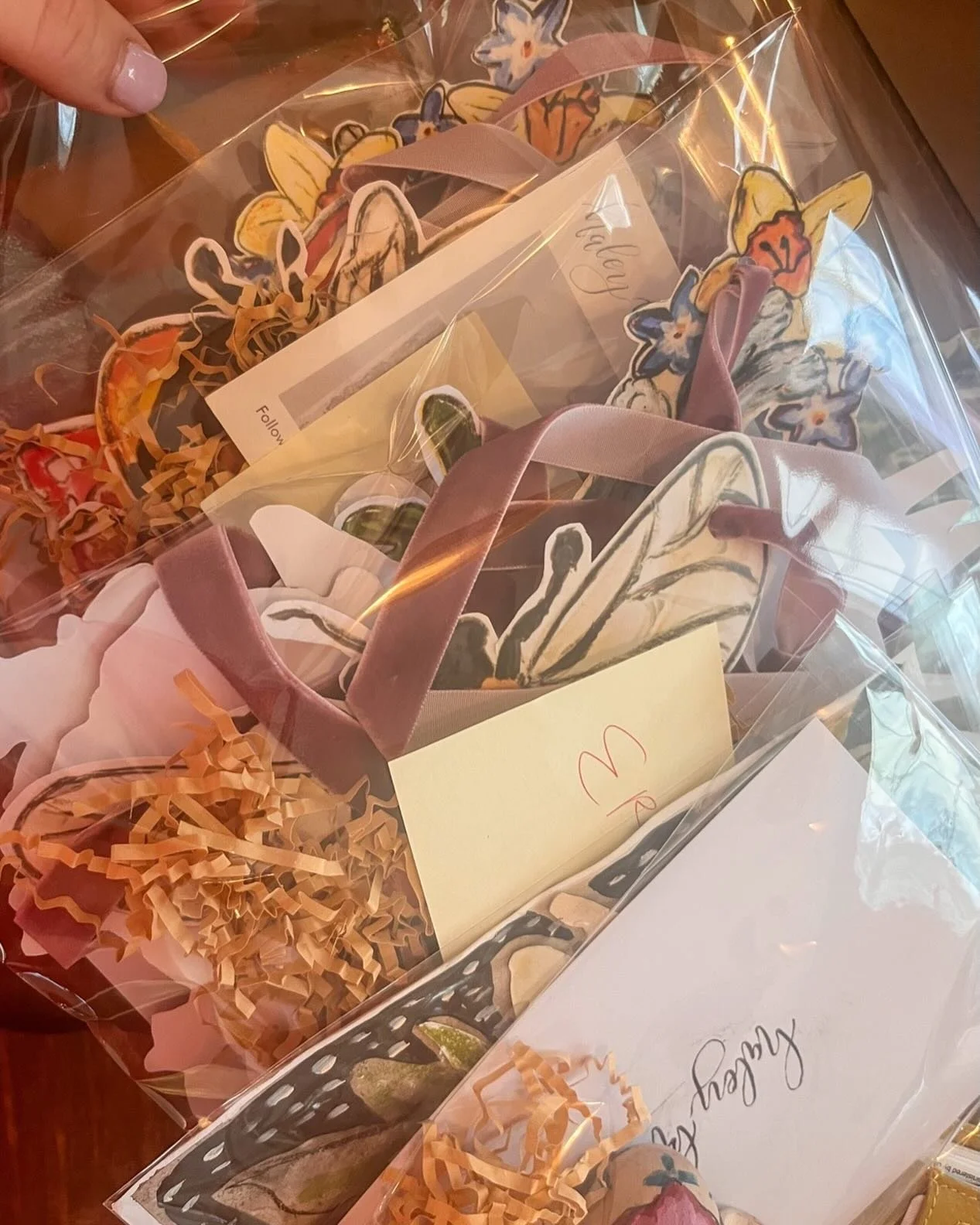 If you purchased art during the presale, check your inbox now!💌📥

Tracking numbers are out, as well as coordination emails for local pick up! 🛍️

Please reach out if you have any questions!💕