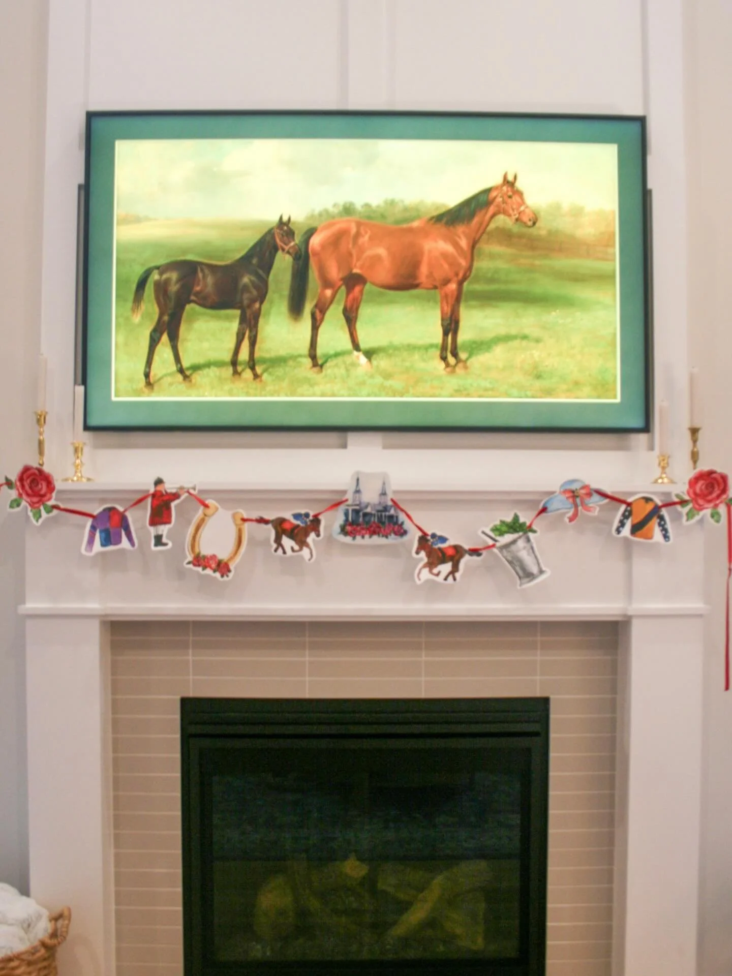 📧🐴🏇🏽🌹Getting all the Derby Garland prepped! Less than 2 days until the Presale goes live!🌹🏇🏽🐴📧

Which one is your favorite?! I&rsquo;m fond of the Mint Julep myself!😍

📆Wednesday at 9 am the Presale starts for those on the email list! 📧
