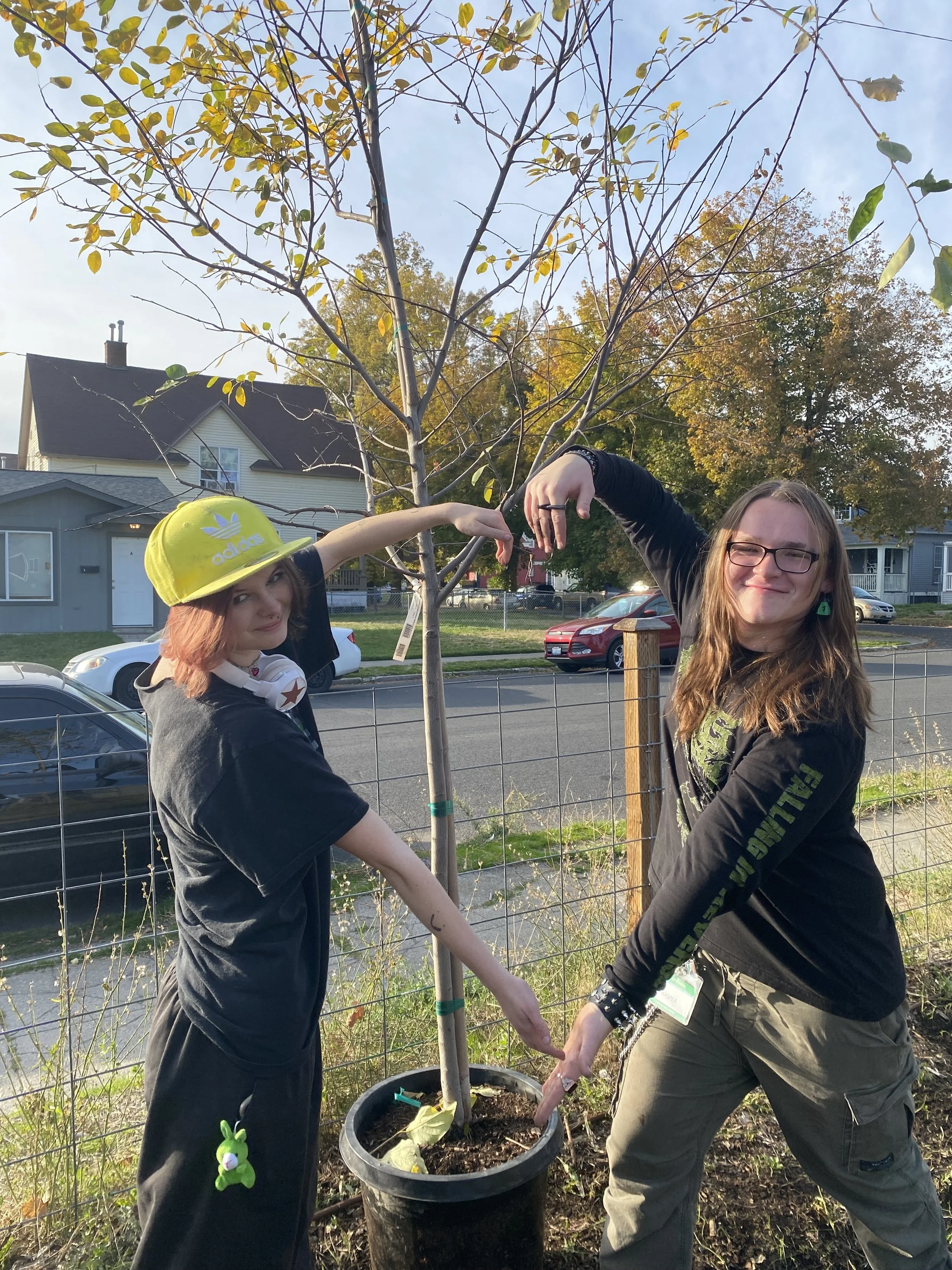 river-city-youth-tree-planting-native-west-central-2025-spokane.jpg