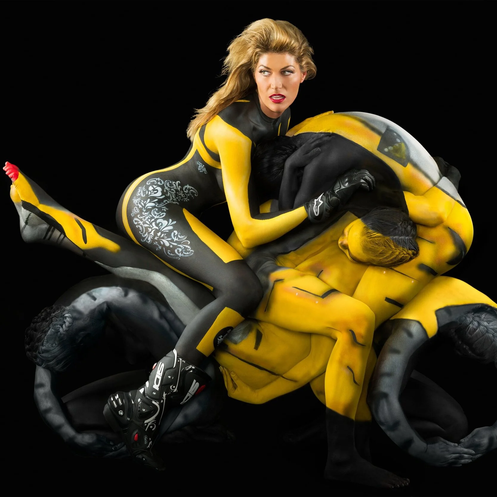 human motorcycle bodypaint trina merry.jpg
