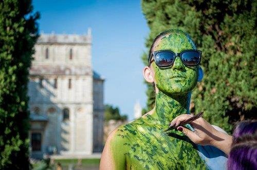 Bts Pisa Body Paint 2.jpg