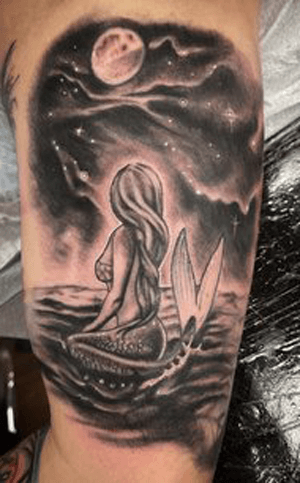black-and-grey-mermaid-tattoo.png