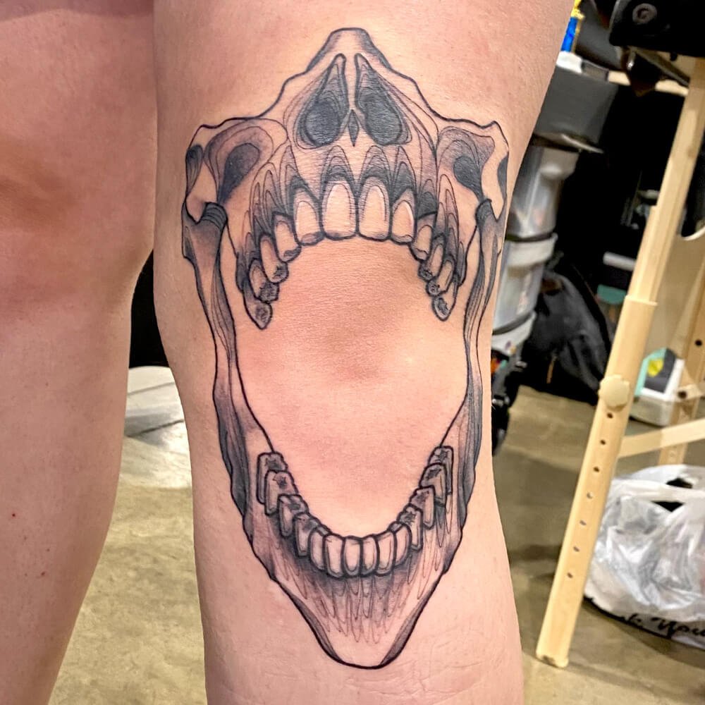 Discover 70+ knee skull tattoos latest in.cdgdbentre