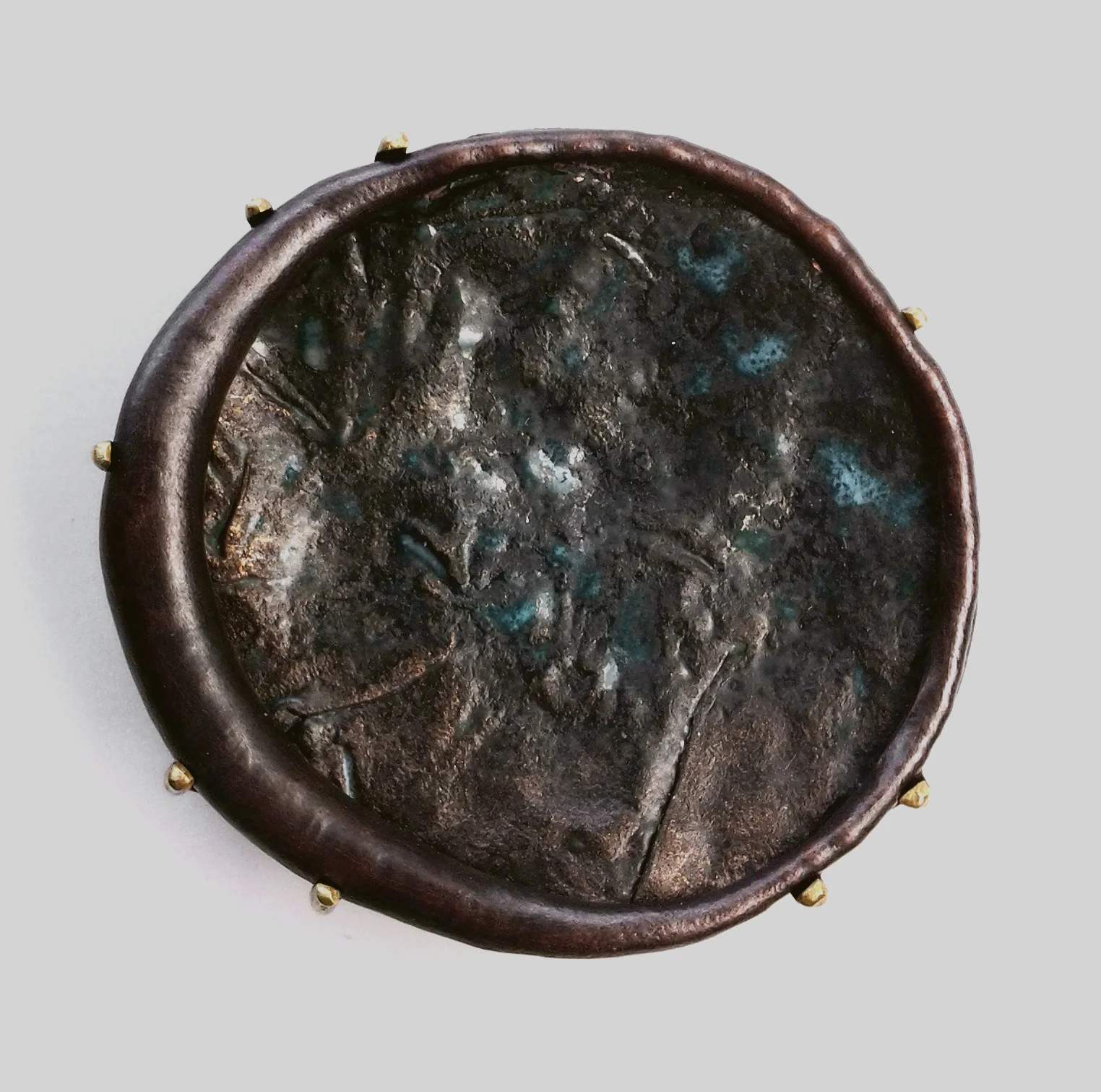KLEvans_Brooch_Untitled (Wobbly).jpg