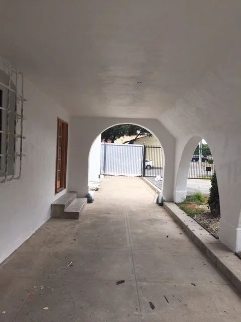Orange Grove - exterior - porch.JPG