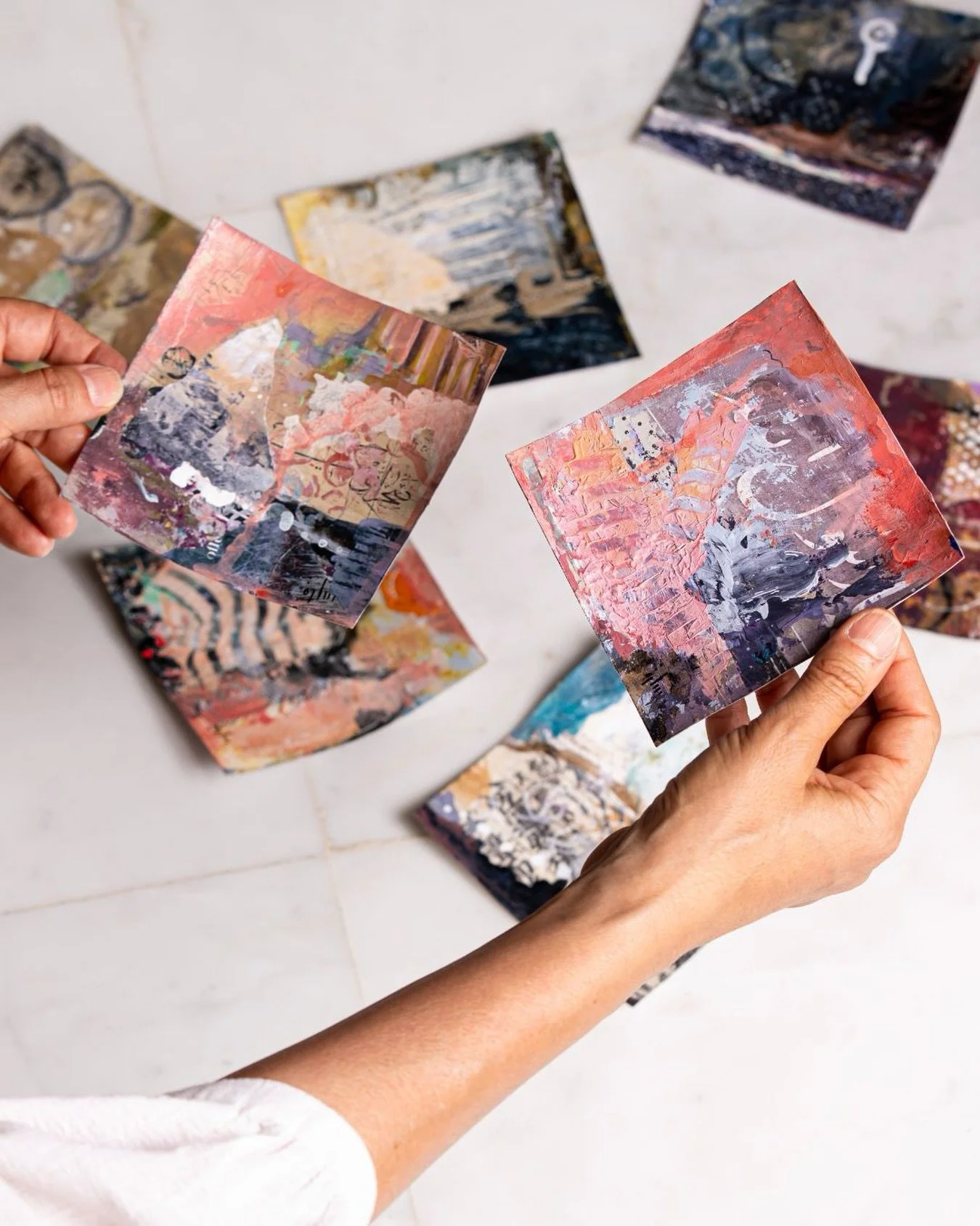 Some weeks the studio wins and Instagram waits. This was one of them. So here&rsquo;s a proper look at a few of the paintings up close, the ones that don&rsquo;t quite come through in a single framed shot.

Now on view at @jacaranda.images.

sarakaba