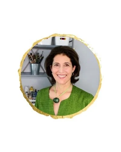 Sara Kabariti, mixed media artist