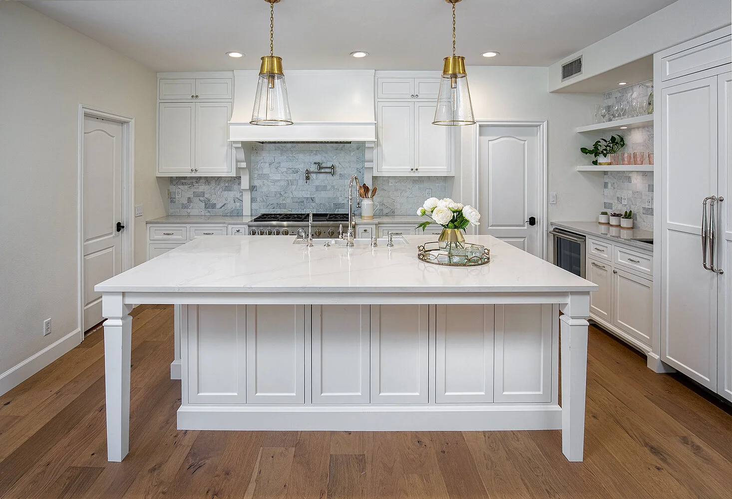 3952 Chapman Ct 002-sm.jpg