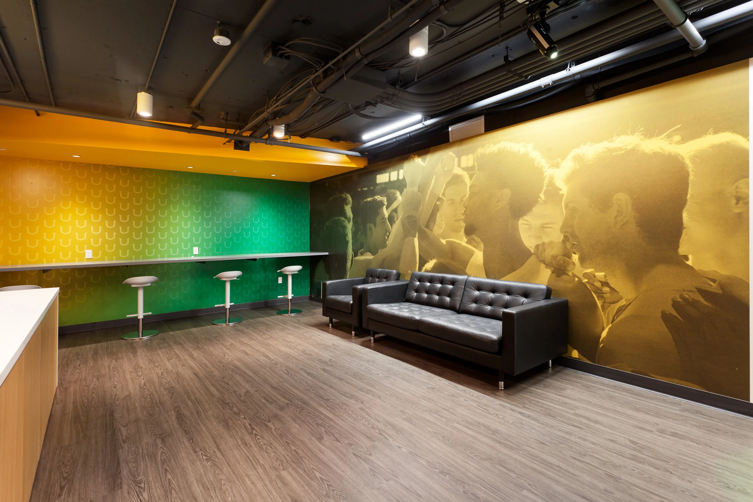 USF_MensLockerRoom 10.jpg