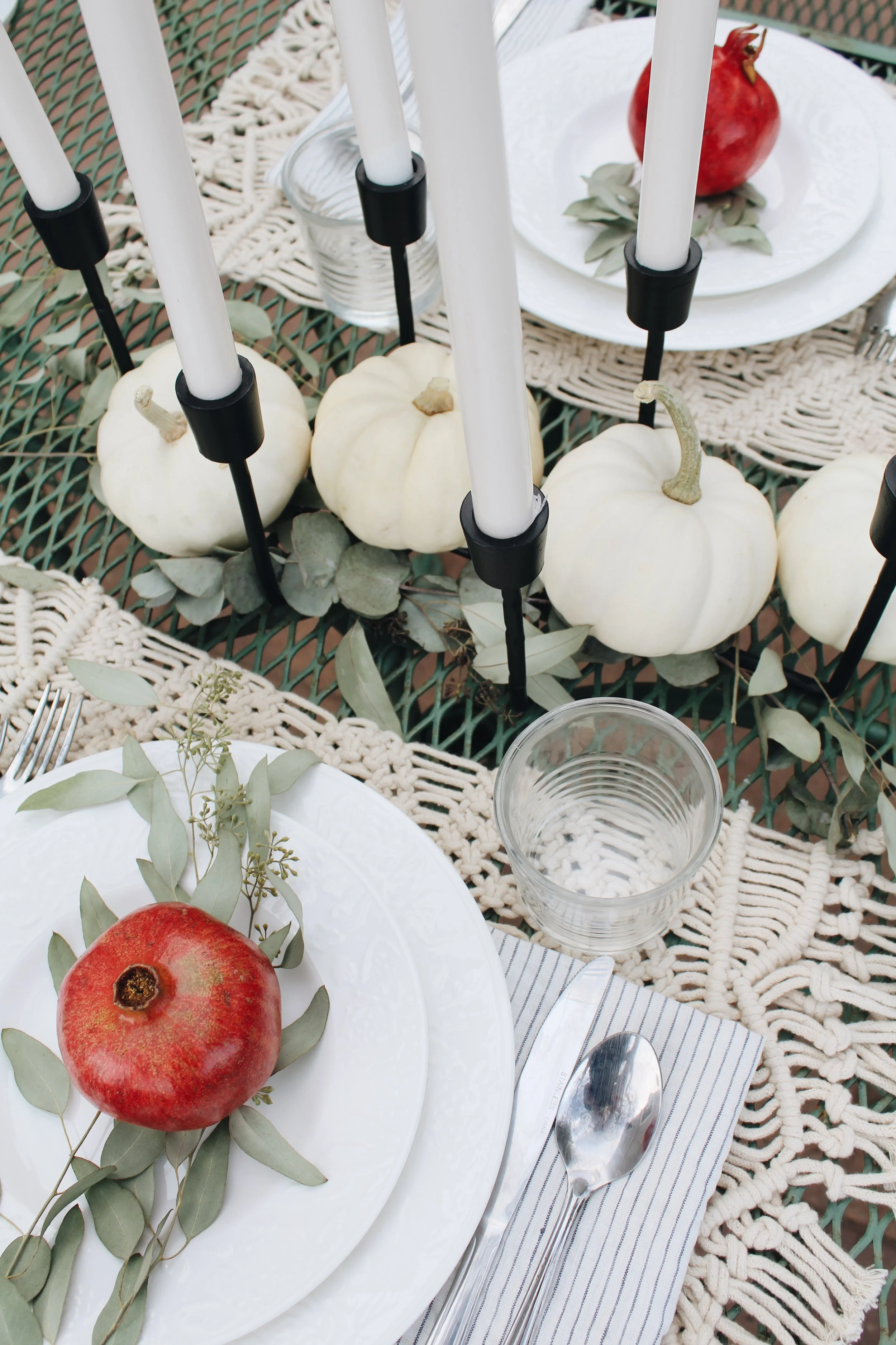 basedonbeige_fall_tablescape1.jpeg