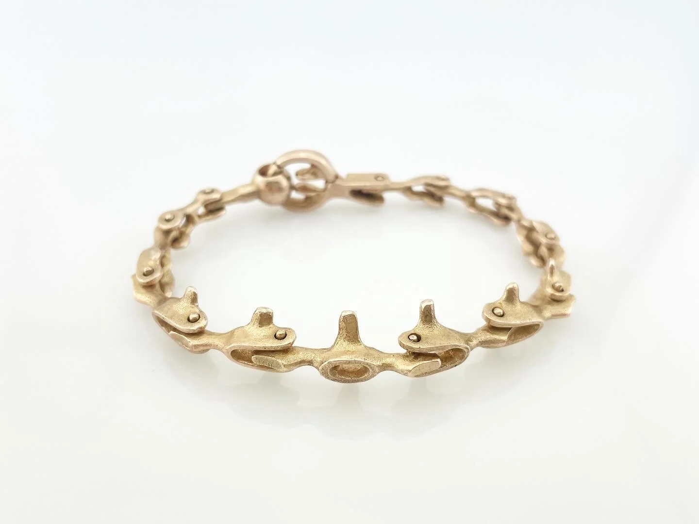 Spine Bracelet
