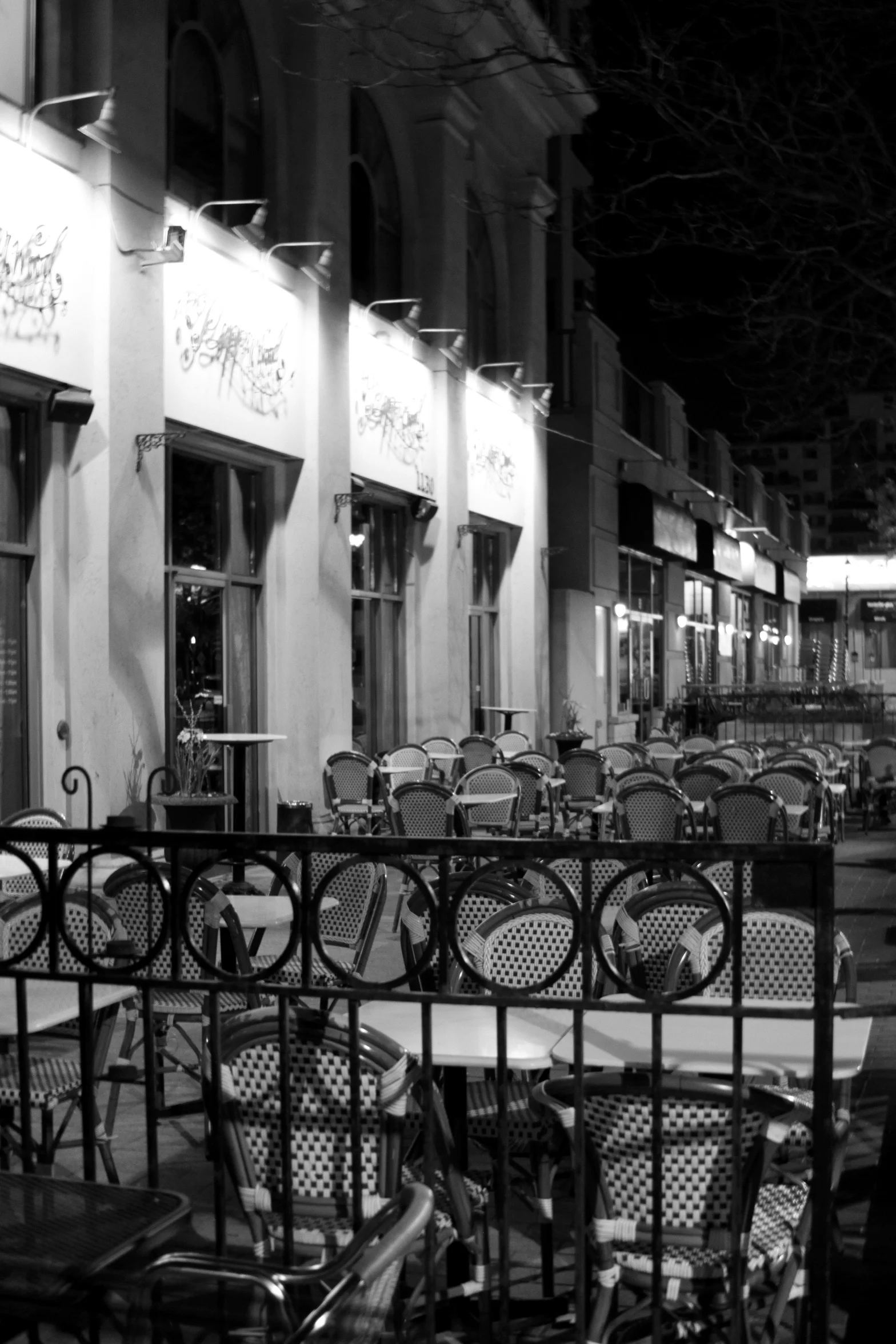Patio Dinning.jpg