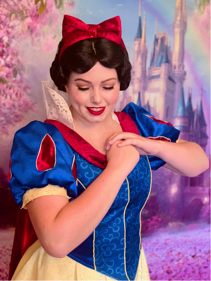 Wishing Snow White.png