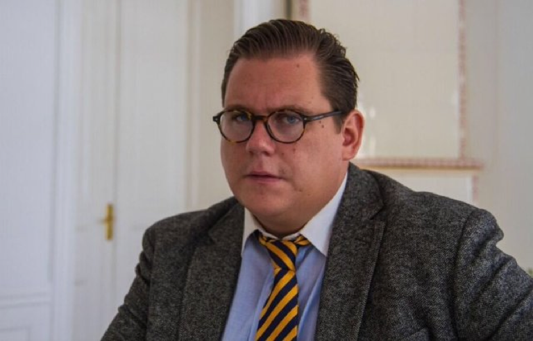 Skärmavbild 2016-01-09 kl. 22.54.38.png