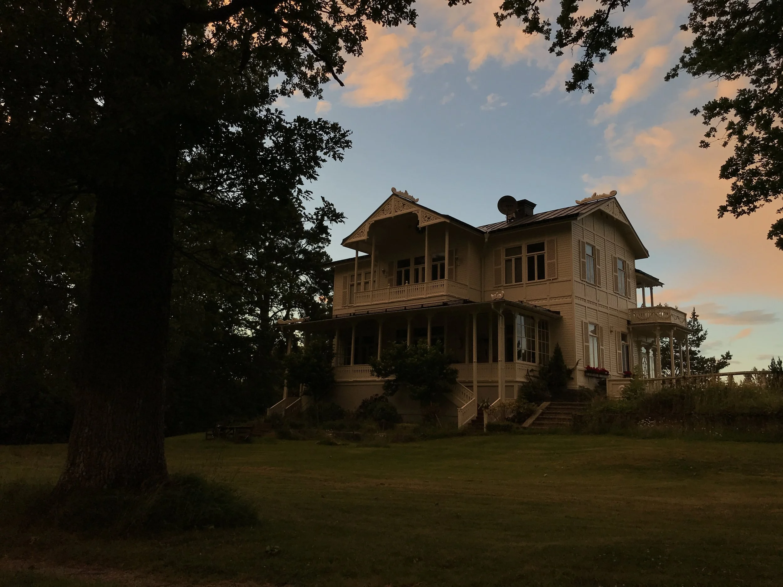 Övre viken_villa_sommar_hjördis.JPG