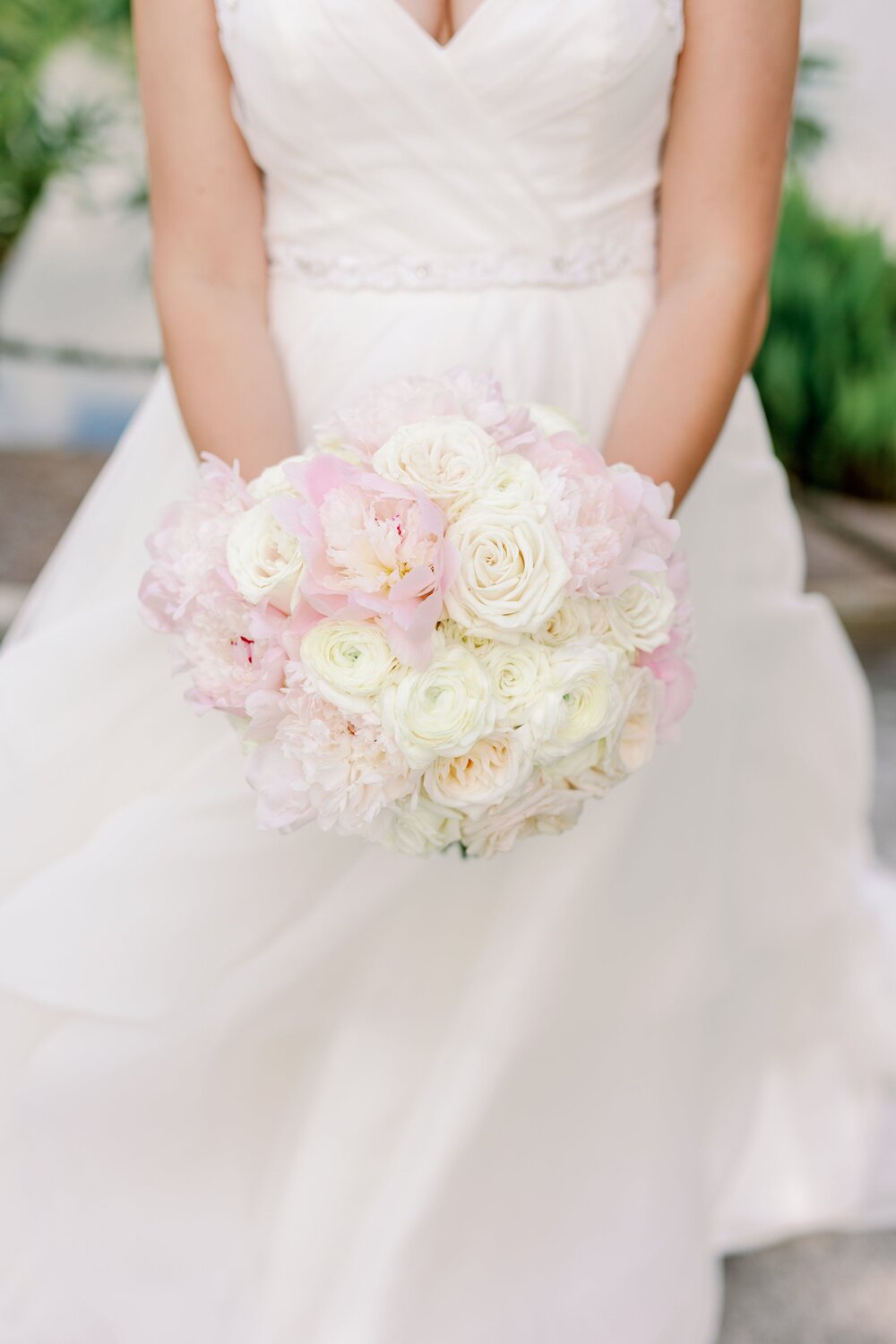 White and Pink Bridal Bouquet.jpeg