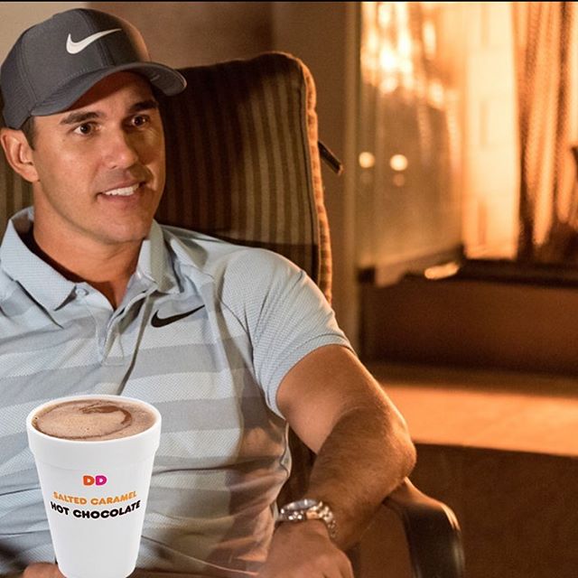 We caught @bkoepka drinking a salted caramel @dunkin HOT coffee! 😱
.
.
.
#golf #golflife #golow #golfing #usa #america #dunkin #dunkindonuts #pgatour #pga #florida #floridaboy #coffee #jacknicklaus #pgamemes #golfmemes #lovegolf #golfporn #golfers #