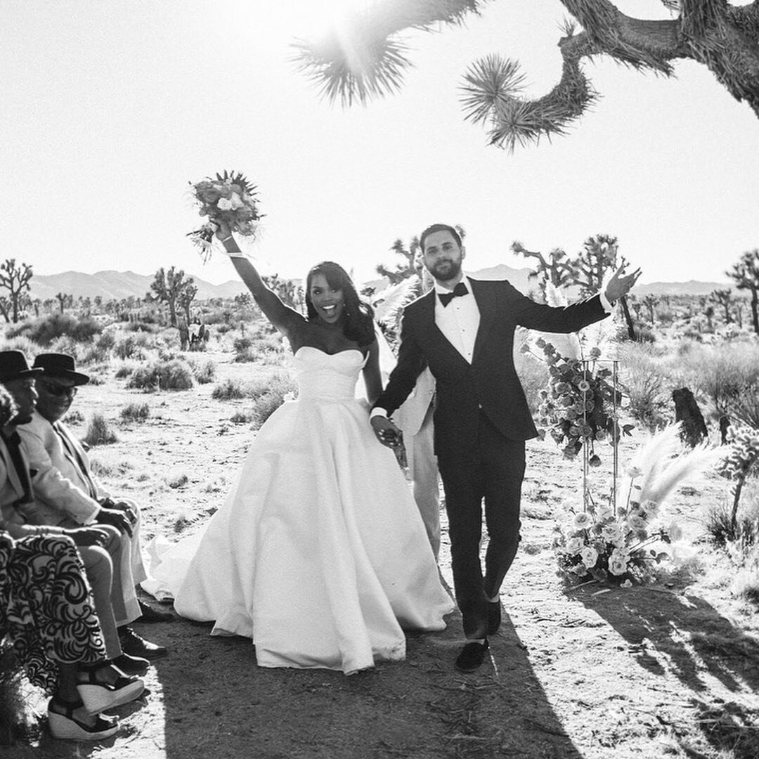 Tiffanie and Eli requested lots of black and whites in their gallery. 
Ask and you shall receive. 🥰🤓 #joshuatreeelopement #joshuatreewedding #joshuatreeweddingphotographer
