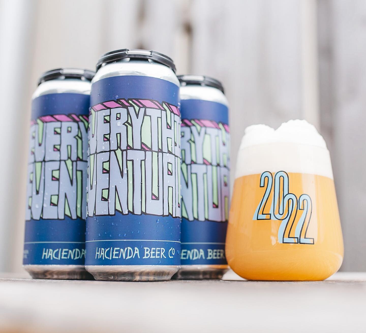 TODAY. 💥

We welcome a fresh batch of your favorite Hazy Pale Ale, the original Everything Eventually. 

Loaded with Citra, plus a touch of Azacca &amp; Strata, on an oat-heavy base. Punchy notes of peach, orange, pineapple &amp; grapefruit.

4-pack