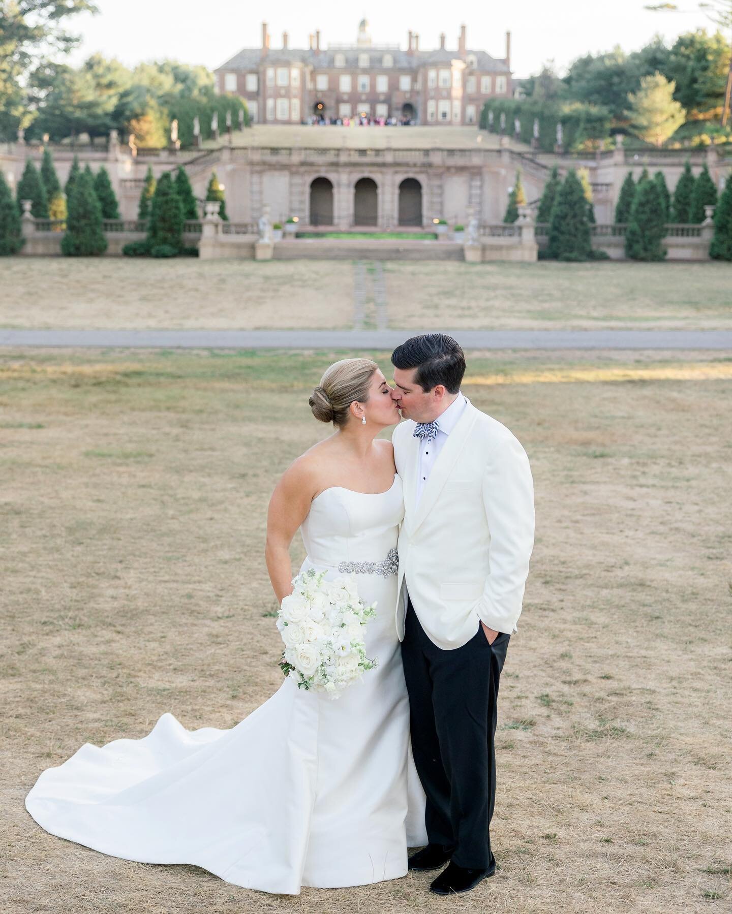 What a weekend! Not sure I&rsquo;ll ever get over how beautiful this place is or how wonderful these two are. Congrats Courtney &amp; Harrison!!! More to come soon. ✨