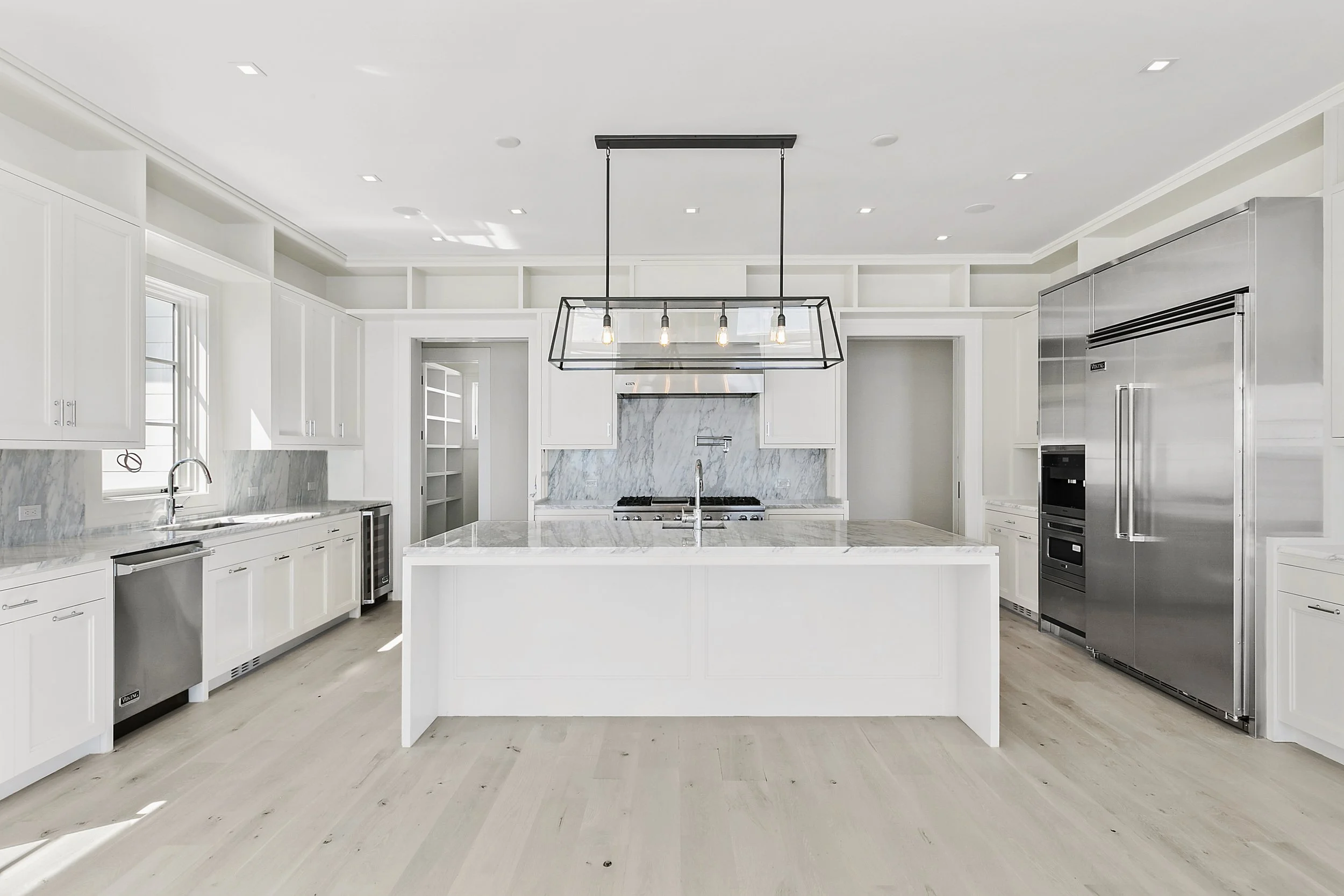 32_Westway_Drive_Southampton_NY_11968_(17793615986094).jpg