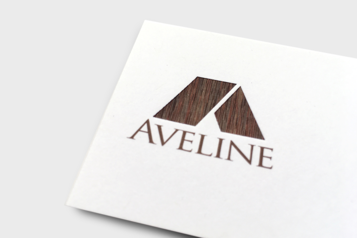 Aveline_Card.jpg