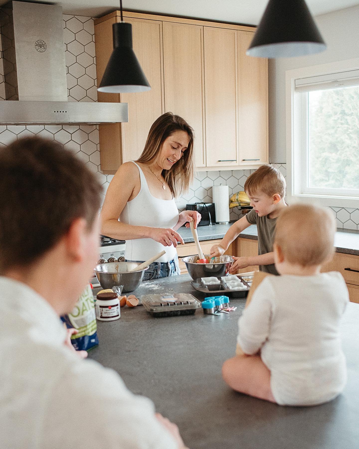 Your home holds magic. Don&rsquo;t forget that.

This family owns the bakery, @bigfatlionbakeshop so it was only suiting to have an in home baking session. They embraced play, a little mess and a lot of giggles and because of that, I was able to capt