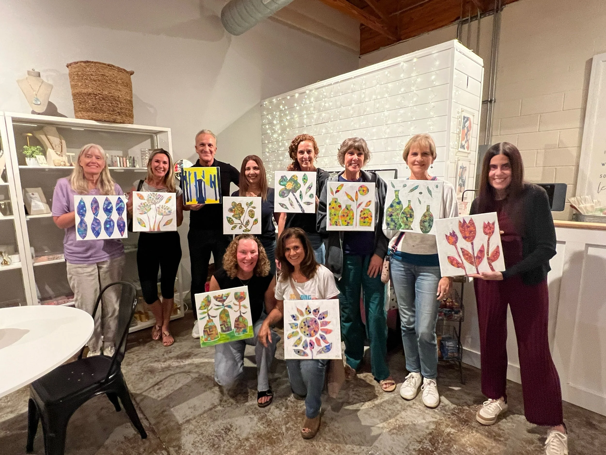 Taught a Pattern and Design Painting workshop at @redsealcraftstudio last night to 11 fabulous artists! We had a great time and plan to do another holiday themed one in December!! ❤️🎨