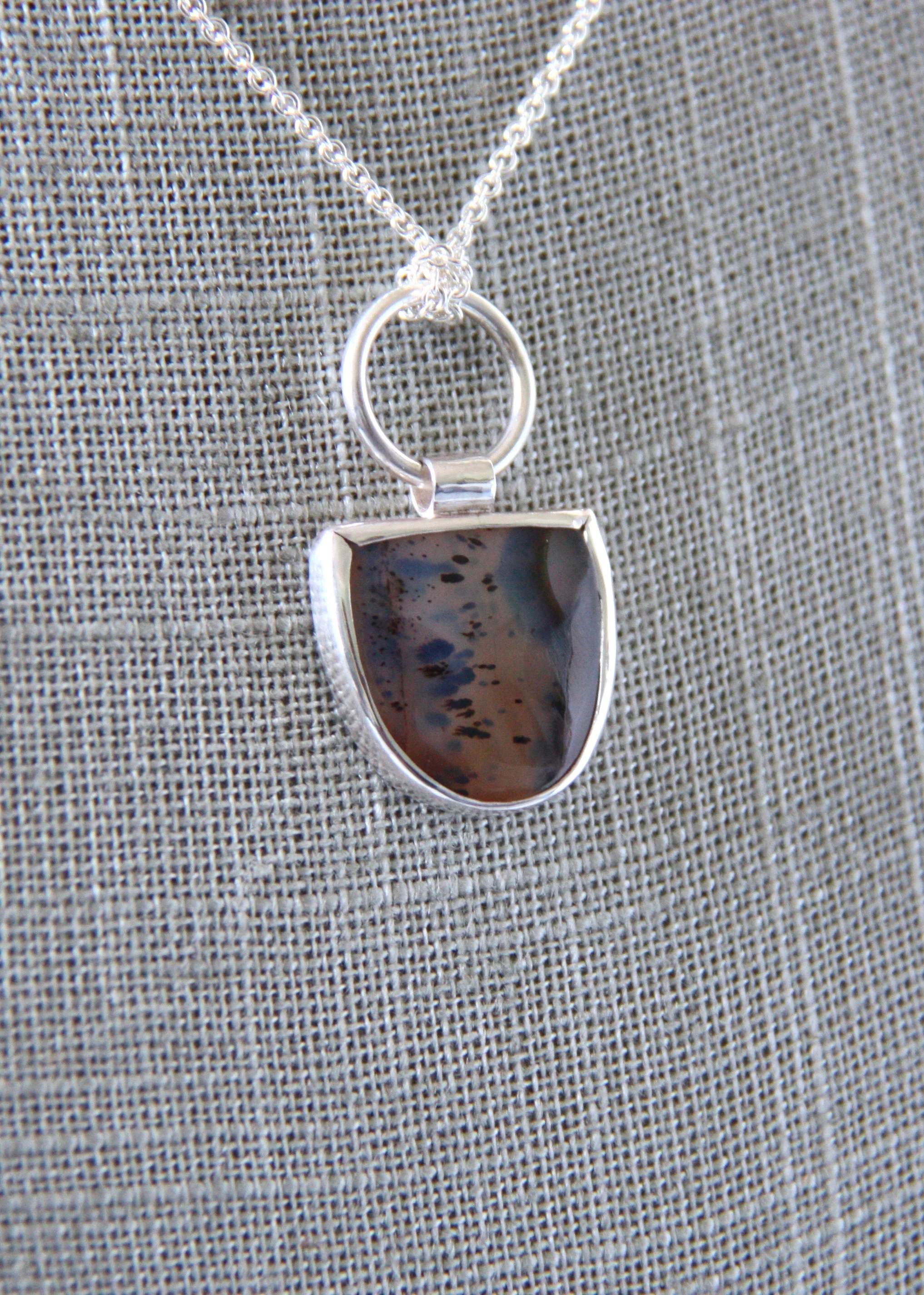 Narmada River Agate Shield Pendant Necklace